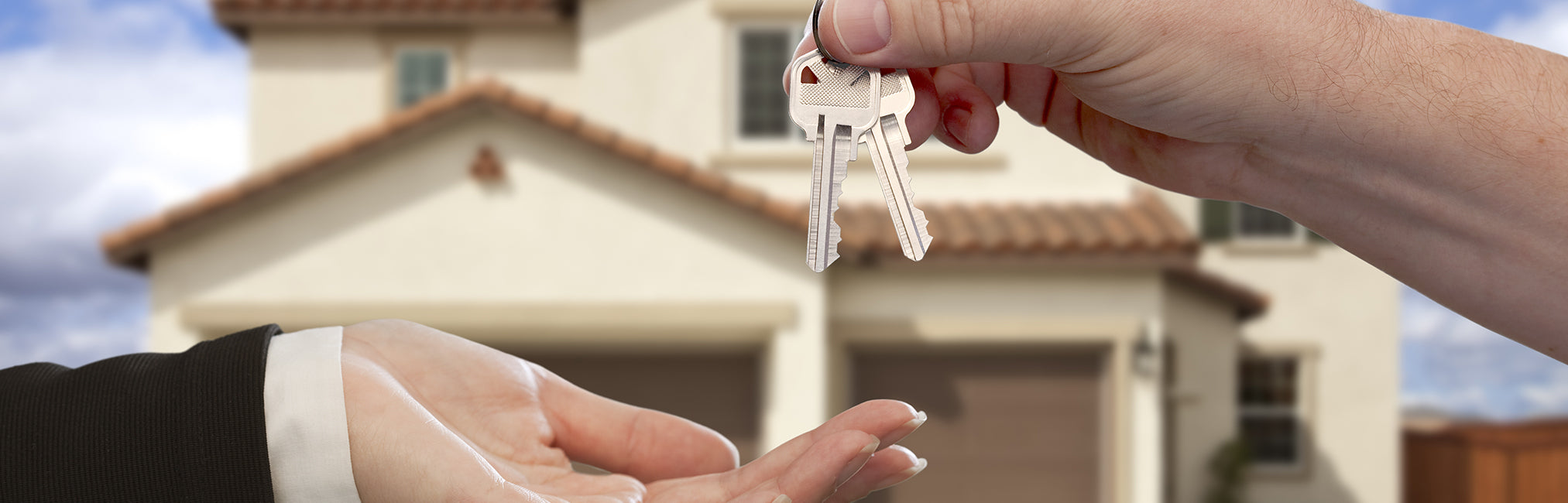 How to Stay Safe as a Real Estate Agent Real Estate Safety Tips Mace